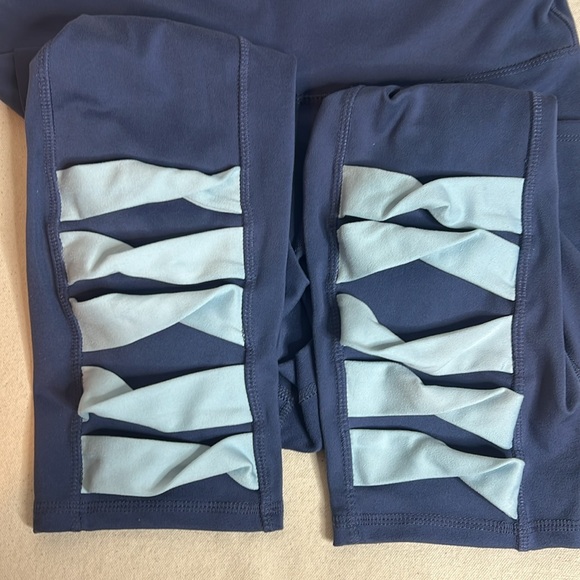 Freely High-Waisted Leggings – Women’s XL – Near Perfect Condition! - Picture 4 of 7